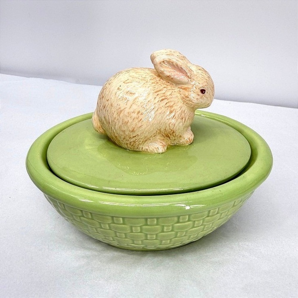 Hallmark Candy Dish Bunny Rabbit Topper Green Basketweave Spring Decor Easter